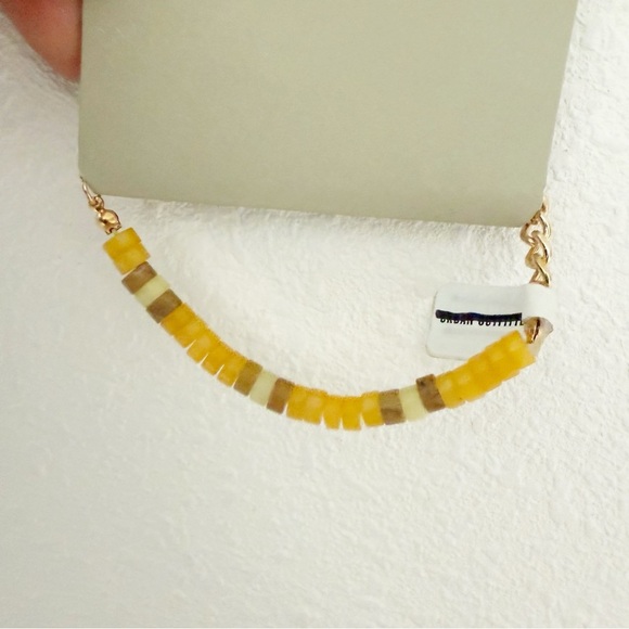 NWT Urban Outfitters Yellow Beaded Gold Bracelet - Picture 1 of 3